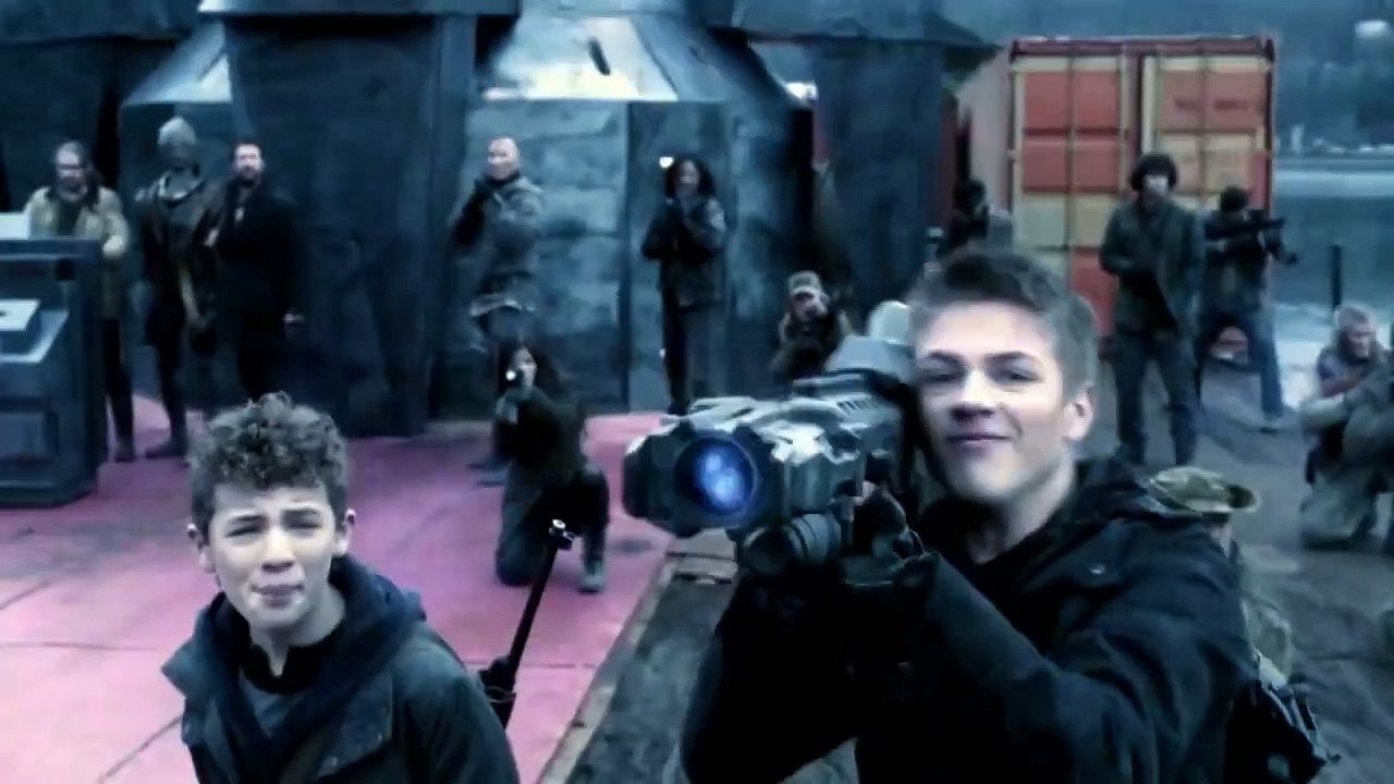 Falling Skies - saison 4 Bande-annonce VO