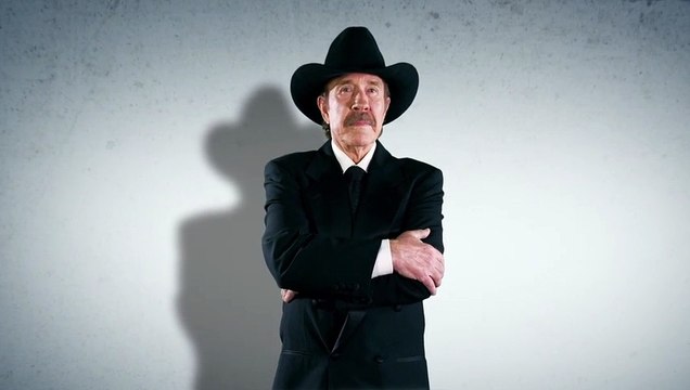 Chuck Norris fan de Cyril Hanouna ? TEASER Approuved