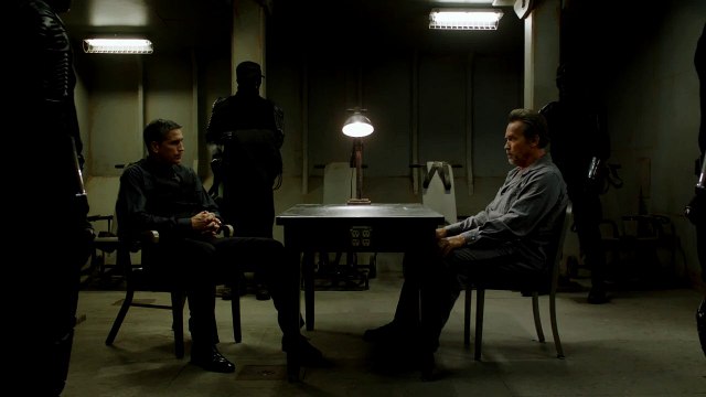 Evasion : scène d'interrogatoire VF