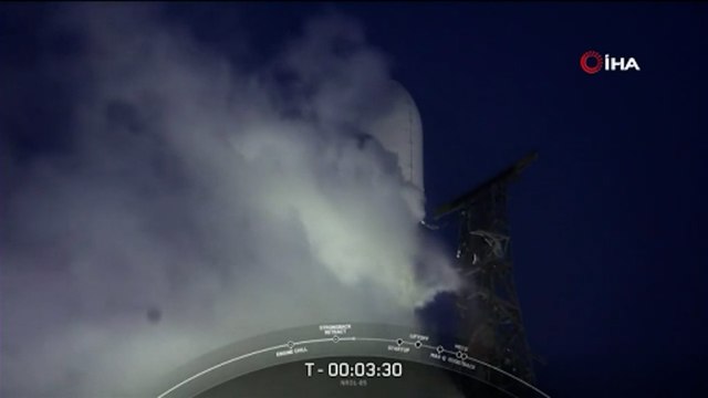 SpaceX, ABD’ye ait istihbarat uydusunu uzaya fırlattı
