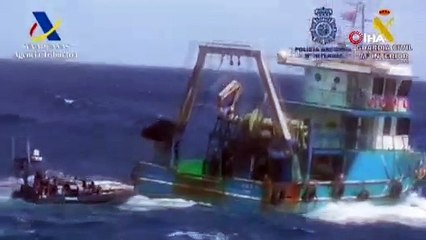 İspanya'da piyasa değeri 174 milyon euro olan 2 ton 900 kg kokain ele geçirildi
