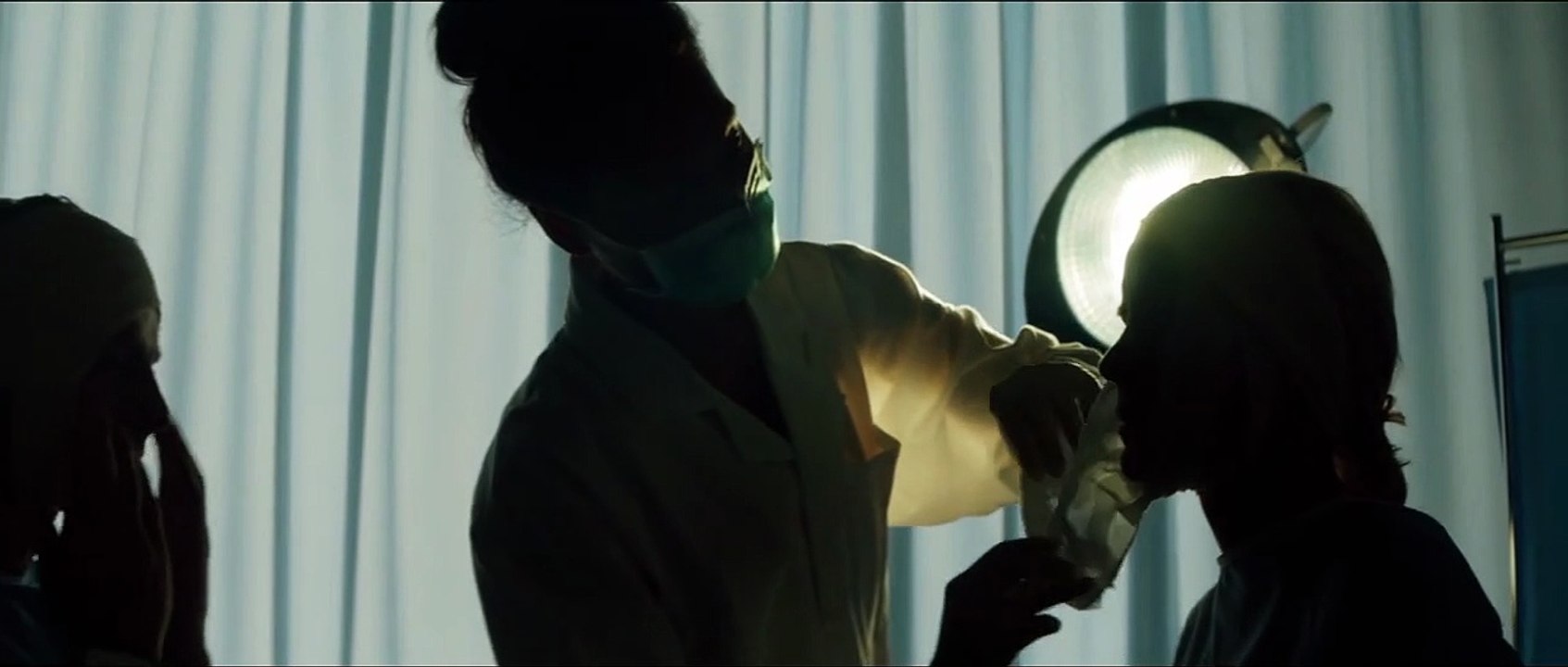 Le Fantôme Teaser (3) VF