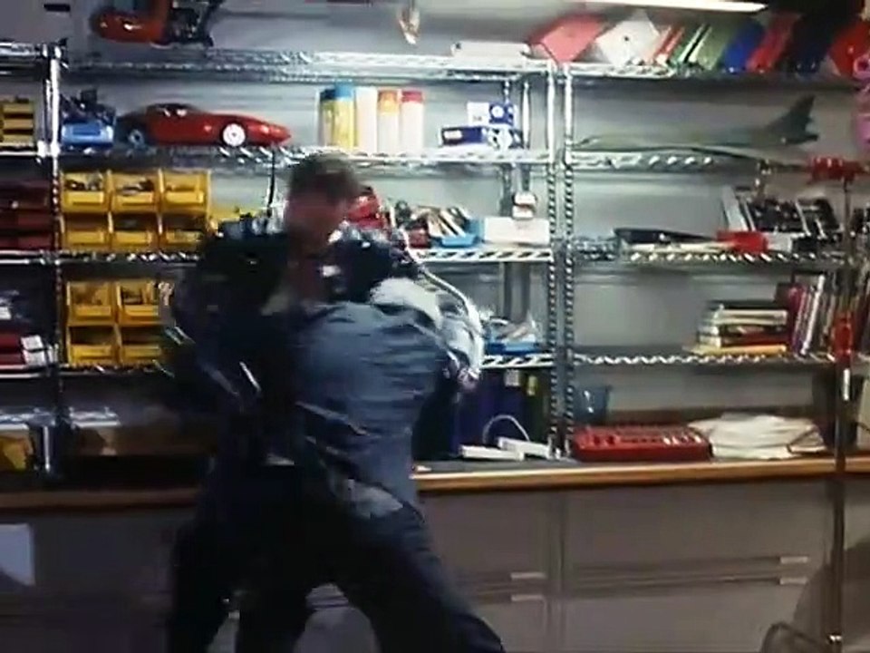 FX2 effets très spéciaux Bande-annonce VO