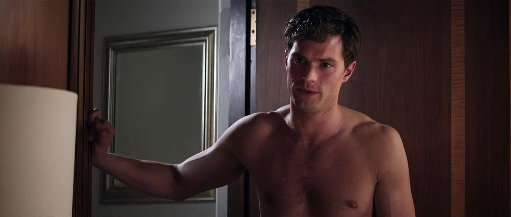 Cinquante Nuances de Grey - EXTRAIT VF "Ana se réveille dans la chambre de Christian"