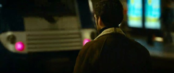 Iris EXTRAIT "Ne monte pas dans le train"