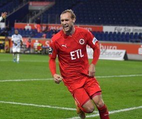 Doppelpacker Marcel Risse: Viktoria Köln deklassiert Landesligisten