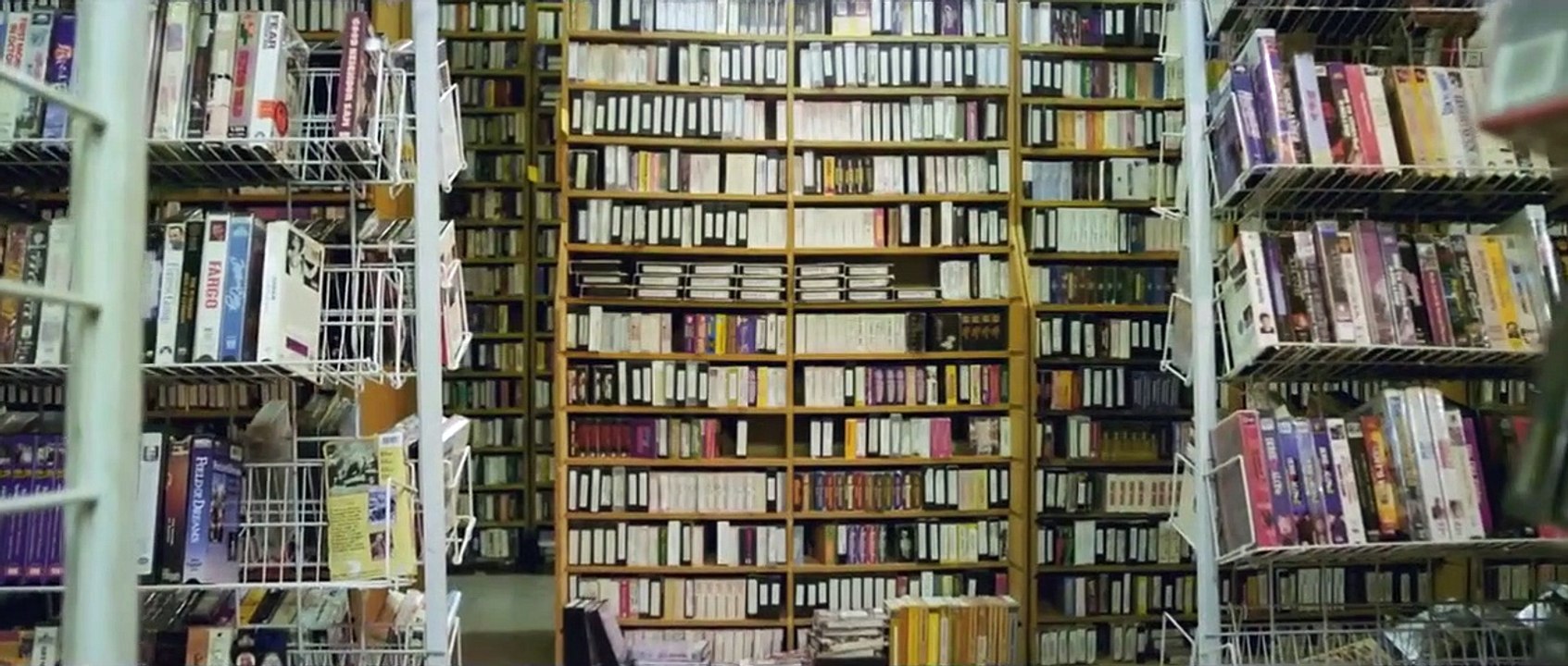 Beyond the Gates Bande-annonce VO