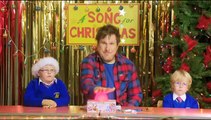 Sacré Noël : Drôle de chorale Bande-annonce VO