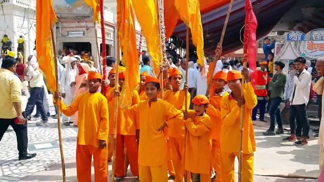 गूंजे त्रिशलानंदन के जयकारे, रथ यात्रा में उमड़ा श्रद्धा का सैलाब