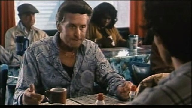 Divine mais dangereuse Extrait vidéo VF