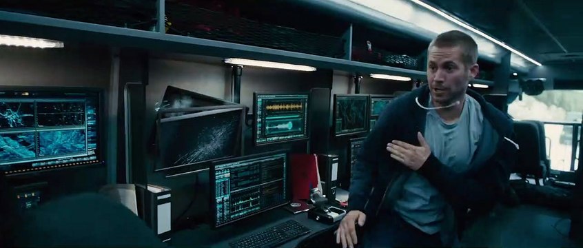 Furious 7 - EXTRAIT VOST Combat entre Brian et Kiet