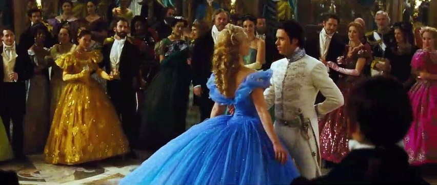 Cendrillon - EXTRAIT VF C'est vous qu'ils regardent
