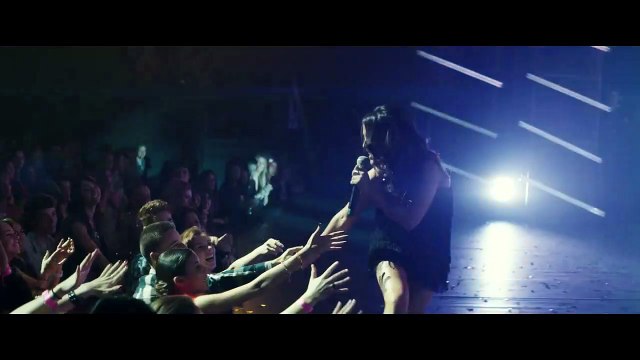 Les Gorilles Bande-annonce (2) VF