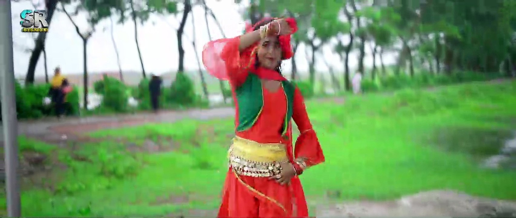 ও আমার রসের ভাবি তোমার কাছে একখান দাবি - Bangla Dance Video 2021 - Dancer By Modhu - SR Everyday