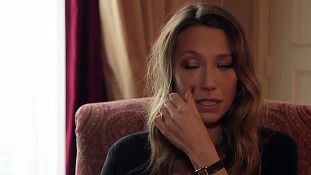 Tiens toi droite - MAKING OF "Interview de Laura Smet"