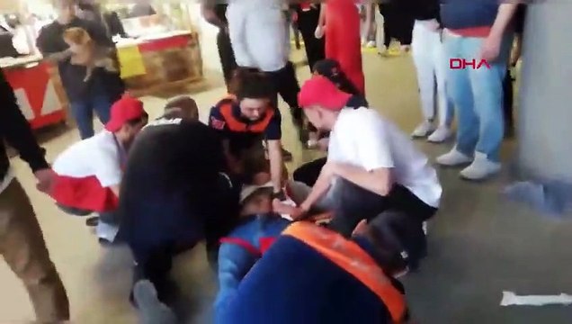 İstanbul'da AVM'de kanlı hesaplaşma!