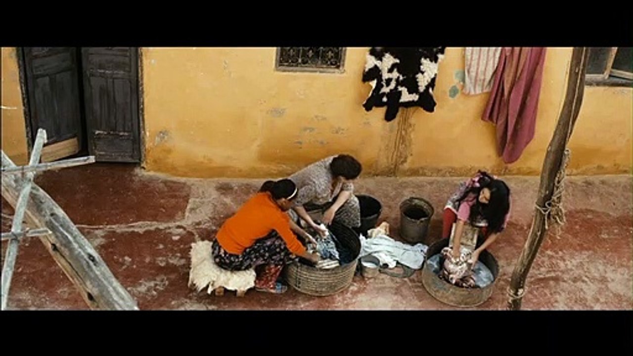 Le Sac de farine Bande-annonce VO