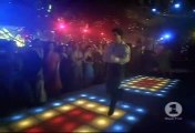 John Travolta danse sur 