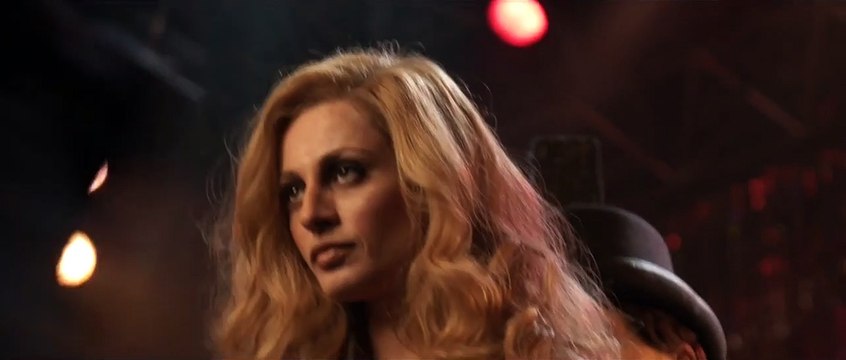 Dalida BONUS VF Lisa Azuelos parle de Sveva Alviti