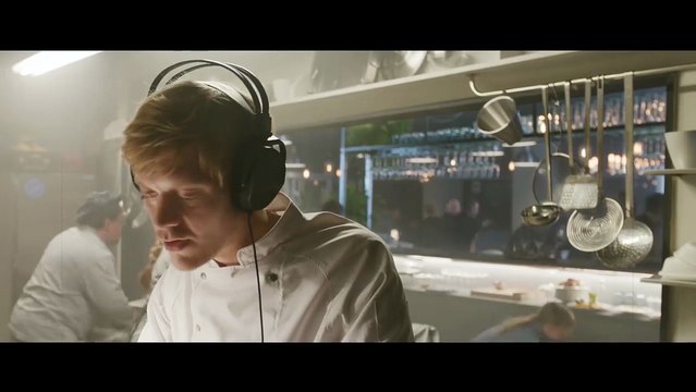 Jason Statham et Gal Gadot mettent le feu dans une publicité