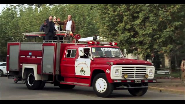 Citoyen d'honneur Bande-annonce VO