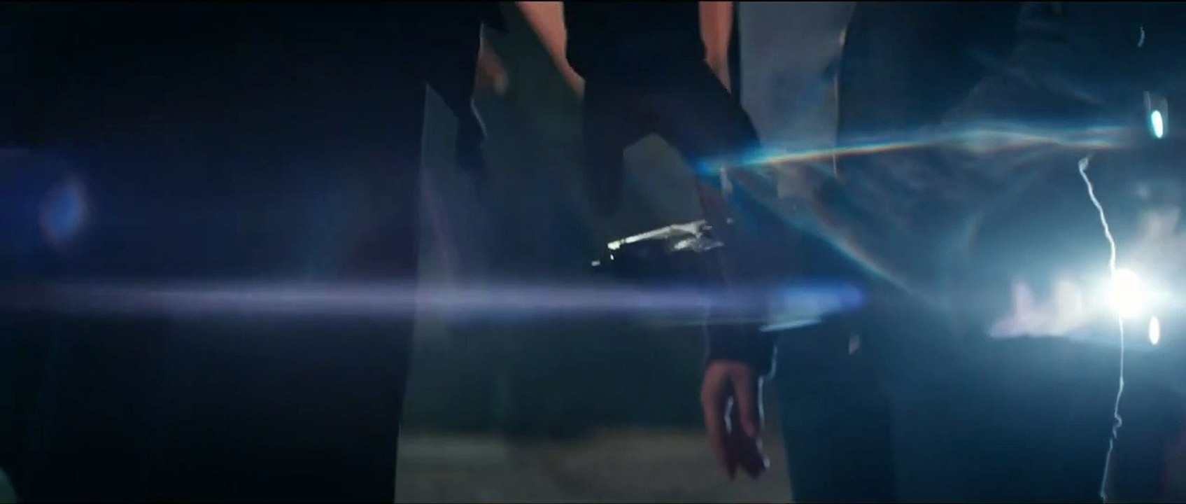 Seuls EXTRAIT VF "Je viens avec toi"