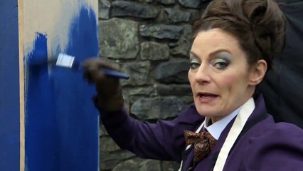 Doctor Who (2005) - saison 10 BONUS VO "Look Who&#039;s Back"