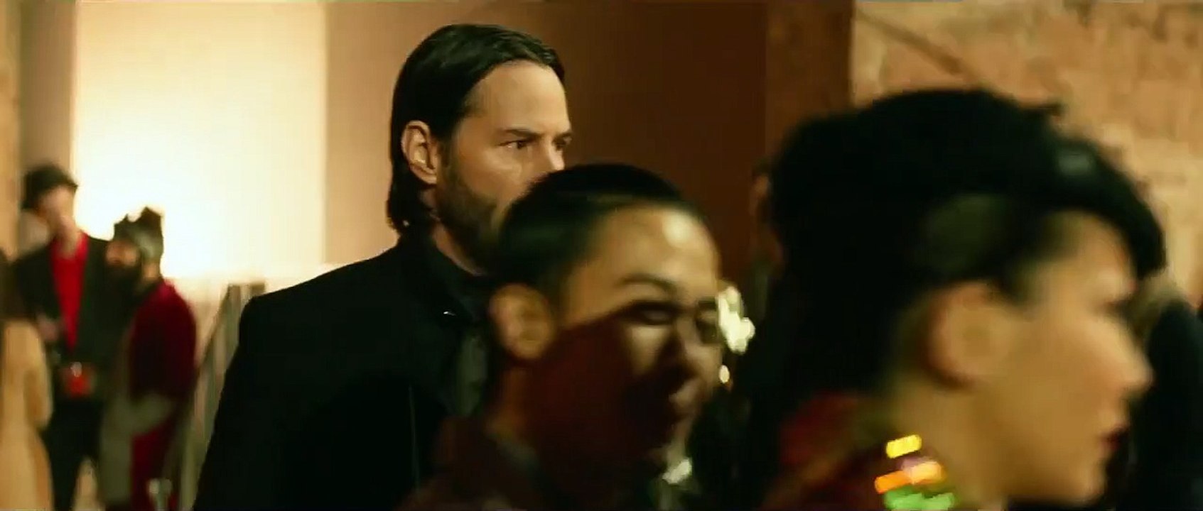John Wick 2 EXTRAIT VO "Tu travailles ?"