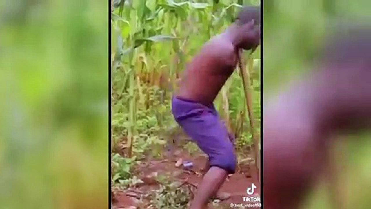 'Ben yapamam, çok yoruldum. Biz de insanız' diyerek işten kaçanlar.. Seyredin, utanın kolsuz hemcinsinizden!