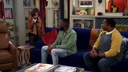 The Neighborhood S04E18 Welcome To The Feud - Clip
