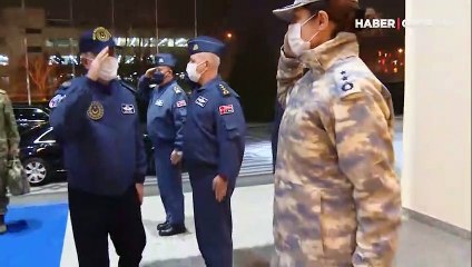 Bakan Akar açıkladı! PKK'ya Pençe Kilit Operasyonu