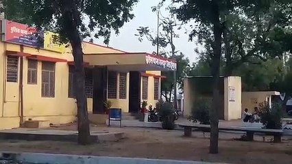 श्रद्धालुओं से भरी मिनी बस ट्रक में भिड़ंत आधा दर्जन से अधिक श्रद्धालु हुए घायल