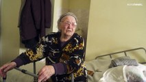 Ucraina, il dramma degli anziani costretti a lasciare le loro case