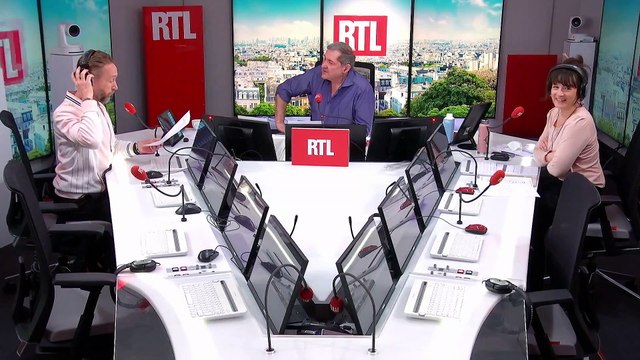 Macron écolo : fini la Patrouille de France, 5 vélibs descendront les Champs-Élysées le 14 juillet