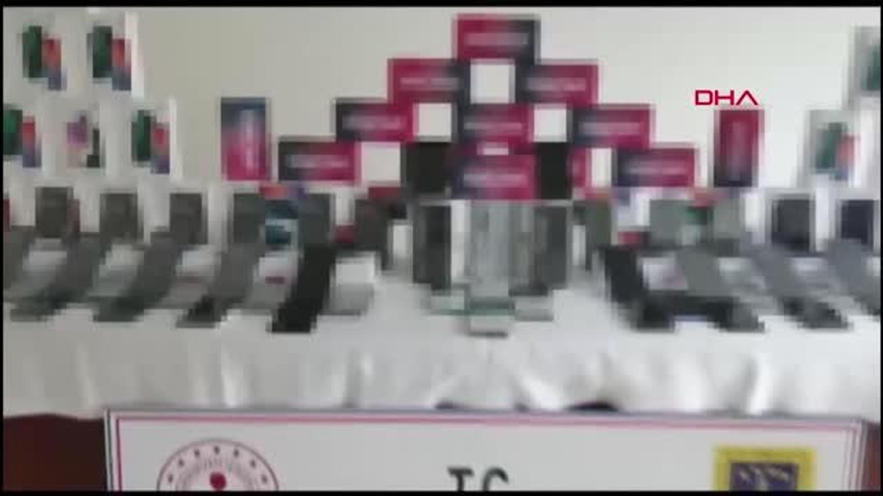 Son dakika haberleri! JANDARMADAN KAÇAK CEP TELEFONU OPERASYONU