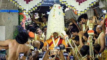 2 ವರ್ಷಗಳ ನಂತ್ರ ಮತ್ತೆ ಮರುಕಳಿಸಿದ ಬೆಂಗಳೂರು ಕರಗ ಮಹೋತ್ಸವದ ವೈಭವ ನೋಡಿ.. | Oneindia Kannada