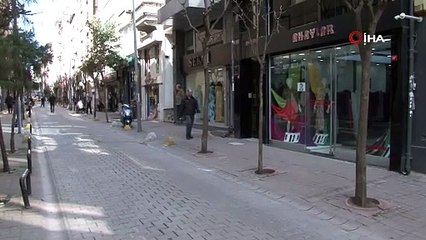 Şişli'nin göbeğinde ilginç hırsızlık: Apartmanın giriş kapısını söküp çaldı