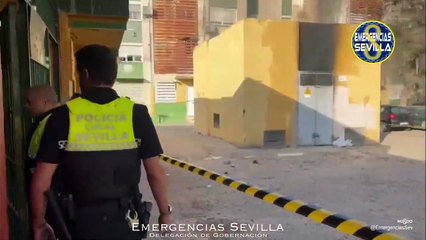 Incendio de un transformador eléctrico en el Polígono Sur de Sevilla