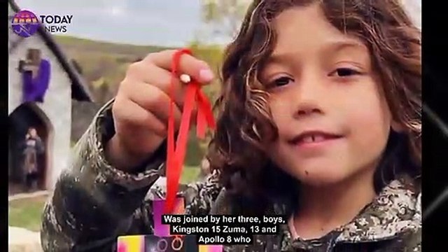 Gwen Stefani celebrates Holy Saturday with Blake Shelton, her sons, and Carson Daly in Oklahoma ah