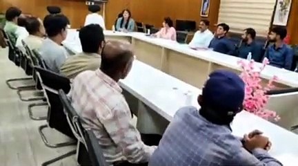 स्ट्रीट वेंडर्स ने लिया सिंगल यूज प्लास्टिक का उपयोग नहीं करने का संकल्प...देखिए Video