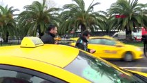 Yolcu seçen şoförün taksisi bağlandı