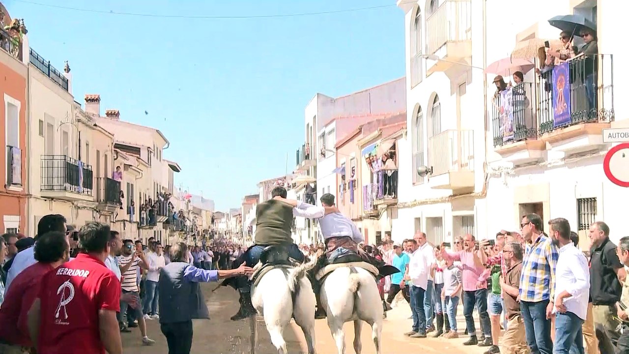 "Día grande" en Arroyo de la Luz (Cáceres) con las carreras de caballos