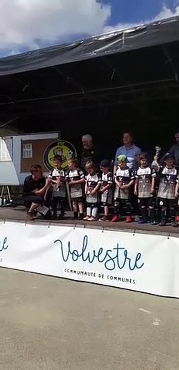 Tournoi de Carbonne _ U6 FCEL _ Remise de la COUPE!