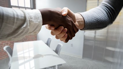 Tres empresas en Colombia buscan fomentar el empleo en diferentes sectores
