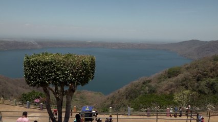 Comerciantes del Mirador de Catarina contentos con el resultado de sus ventas