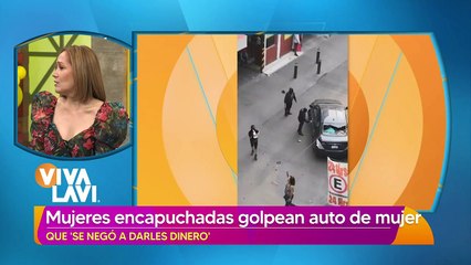 Mujeres encapuchadas destrozan auto de mujer que se negó a darles dinero