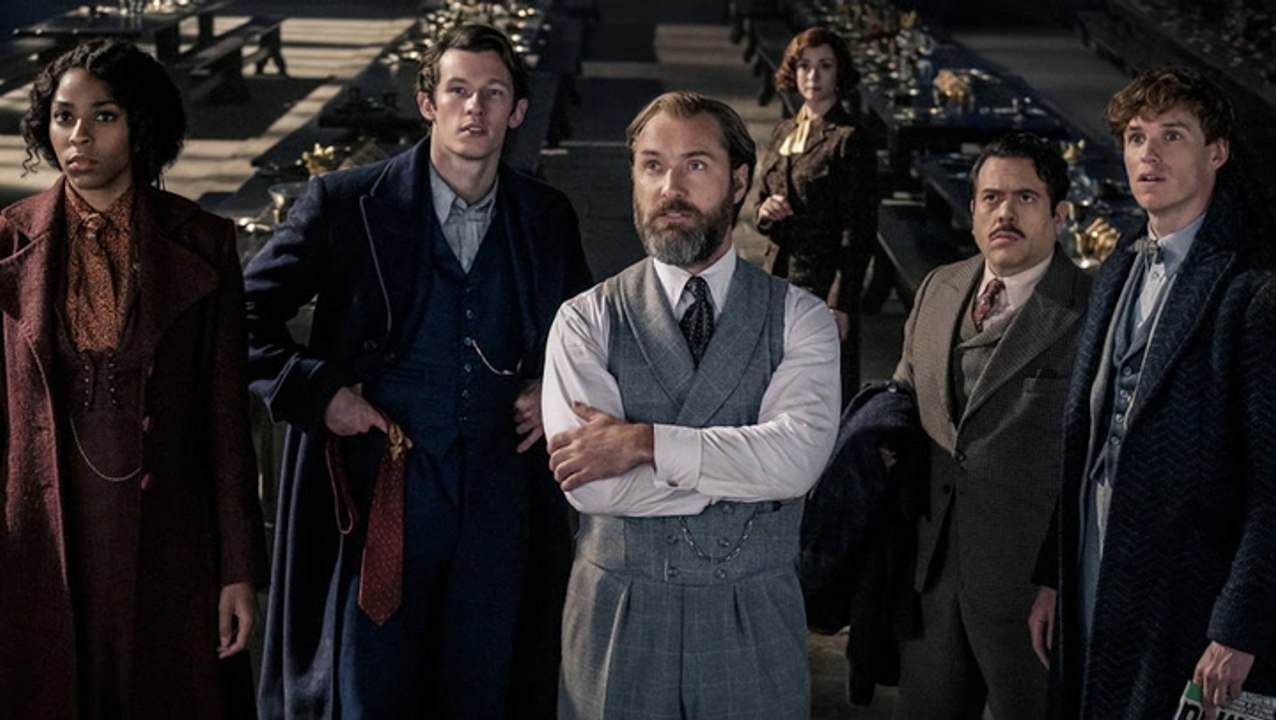 ‘Fantastic Beasts: The Secrets of Dumbledore’ Brings in $43M at the Box Office | THR News