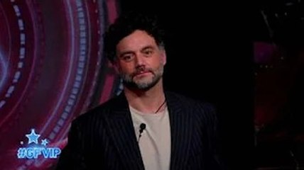 Grande Fratello Vip, Barù provoca Valeria Marini: "Vuoi la pace nel mondo?" Barù è entrato da poco a