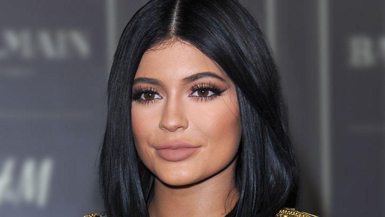 Kim Kardashian Says Kylie Jenner’s Still Struggling To Choose A Name For Her Baby Boy
