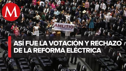 La 'resurrección' del pleno, con arengas, insultos y disfraces